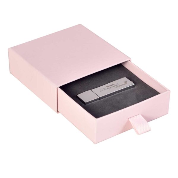 Slider flash drive presentation box in pink