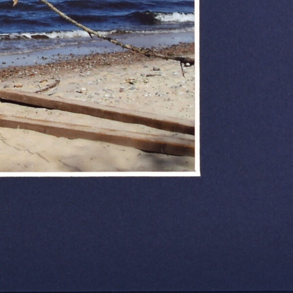 Maple Blue Folder with bevelled edges closeup