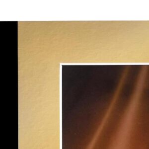 Haven Bevelled Gold Slip-in Folder corner